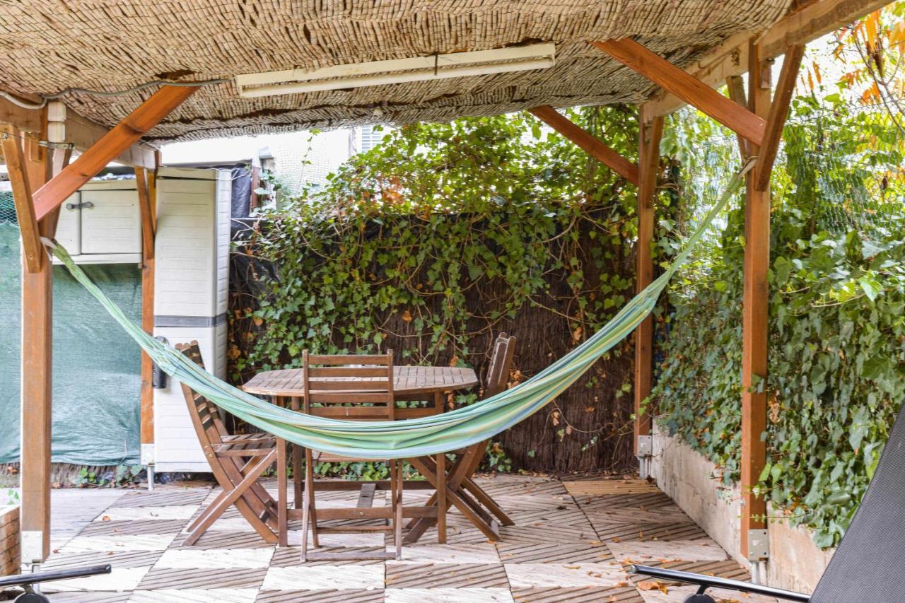 Can Camps Besalu Casa Planta Baja Con Jardin Kültér fotó